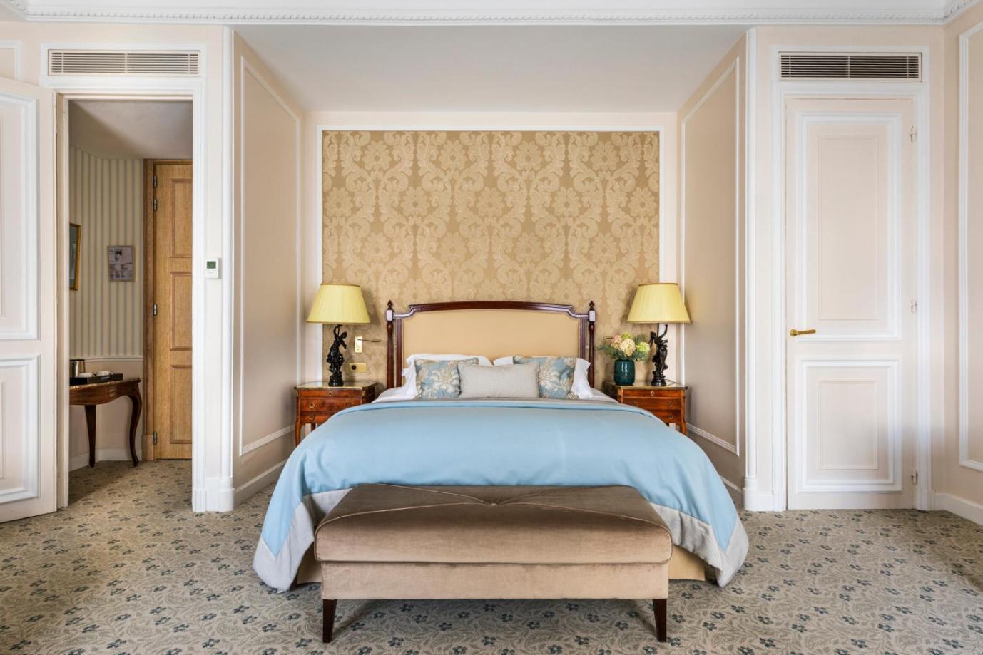San Régis 5* Paris